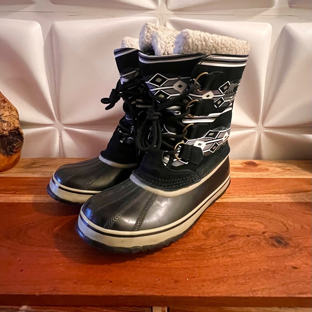 Sorel Women's Winter Boots - Black and White